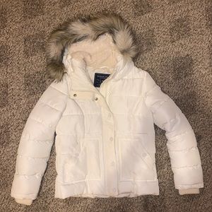 White American Eagle Puffer Jacket